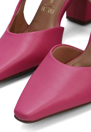 Tacón Medio Fucsia Vizzano
