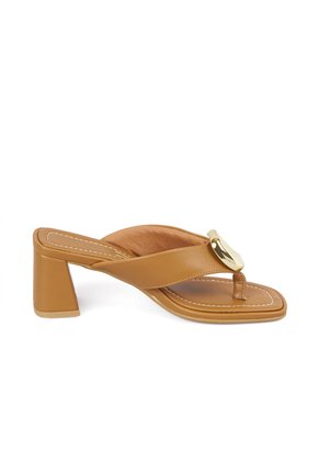 SANDALIA TACON MEDIO NAPA CAMEL VIZZANO