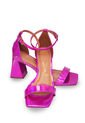 Sandalia Tacòn Medio Metalizado Fucsia Vizzano de Vizzano