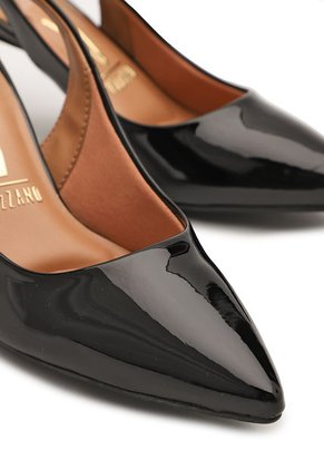 Tacón Medio Negro Vizzano