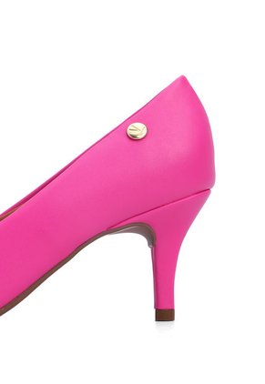 Tacón Medio Fucsia Vizzano