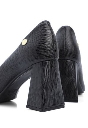 Tacón Medio Negro Vizzano