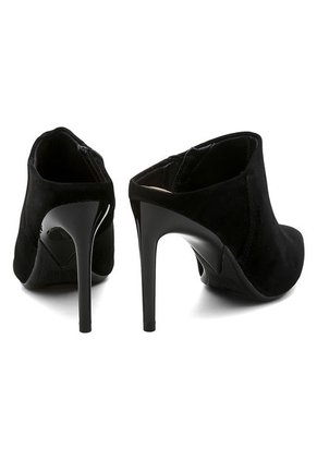 Tacón Alto Negro Vizzano