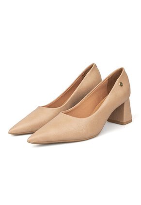 Tacon Medio Cuadrado Beige Vizzano