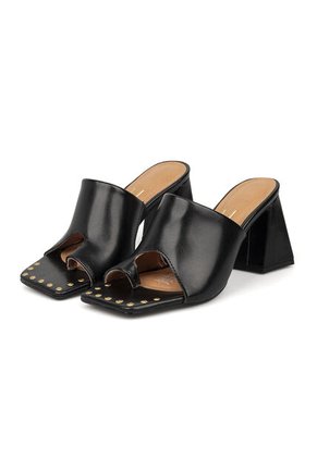 Sandalia Tacon Medio Negro Vizzano