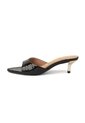 Sandalia Tacon Bajo Verniz Croco Negro Vizzano de Vizzano