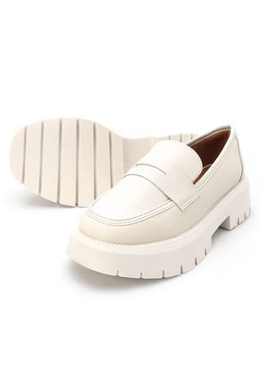 Mocasín Chunky Marfil Vizzano