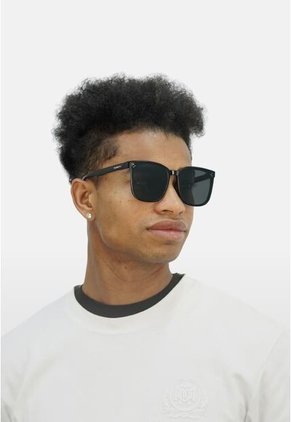 GAFAS DE SOL UNISEX WANDERTH FILTRO UV400 CON LENTES POLARIZADOS -negro-9991