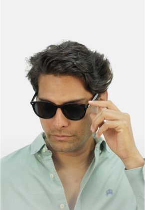 GAFAS DE SOL UNISEX WANDERTH FILTRO UV400 CON LENTES POLARIZADOS-NEGRO- GS5802