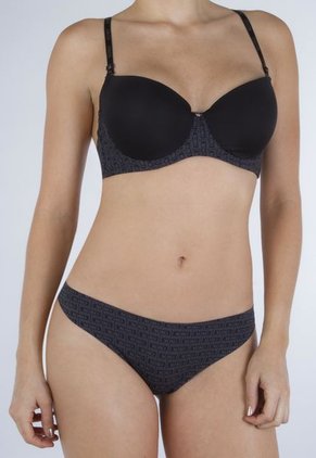 Conjunto Brasier y Tanga XOXO Negro