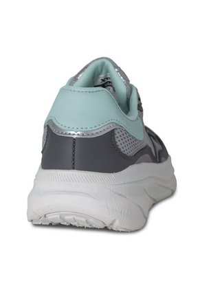 TENIS RUNNING MUJER XTEP PLATEADOS