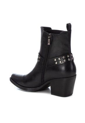 BOTIN NEGRO XTI MORIAH