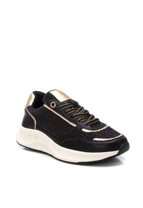 TENIS NEGRO XTI MEG