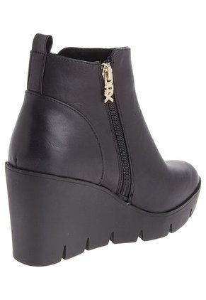 Botín Tacón Corrido Negro XTI