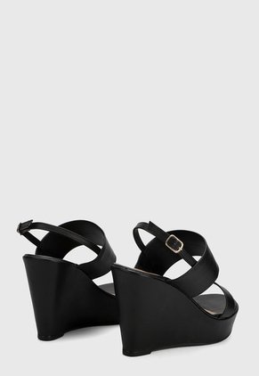 Sandalia Plataforma Negro Zatz