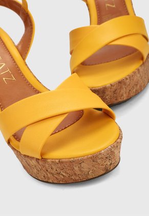 Sandalia Plataforma Amarillo Zatz