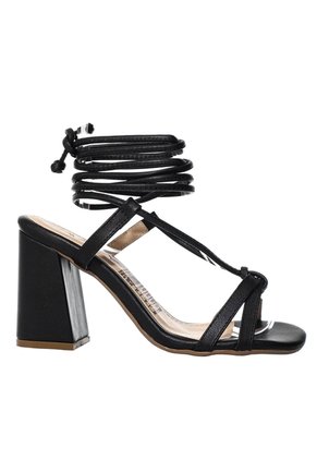 Sandalia Para Mujer J21-Z471 NEGRO ZAVATTY