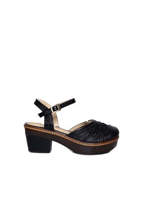 Sandalia Para Mujer S126-Z06 NEGRO CUERO ZAVATTY