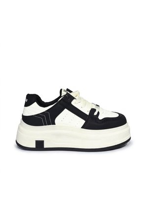 Tenis Para Mujer 2585-Z786 ZAVATTY