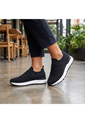 Tenis Para Mujer M02-Z400 NEGRO X VAINILLA ZAVATTY