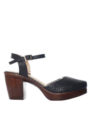 Sandalia Para Mujer IS10-Z06 NEGRO ZAVATTY