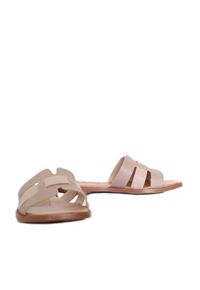 Sandalia Plana Para Mujer 25C30-Z19 TAUPE X FOLIA CUERO ZAVATTY
