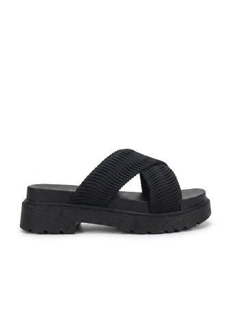 Sandalia Plana Para Mujer 2504-Z457 ZAVATTY Zavatty