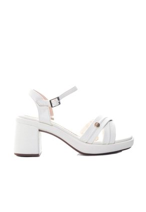 Sandalia Para Mujer V556-Z84 ZAVATTY