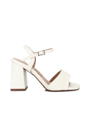 Sandalia Para Mujer 2712-Z148 ZAVATTY