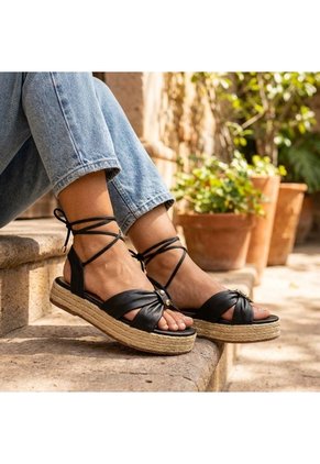 Sandalia Plana Para Mujer M125-Z471 ZAVATTY