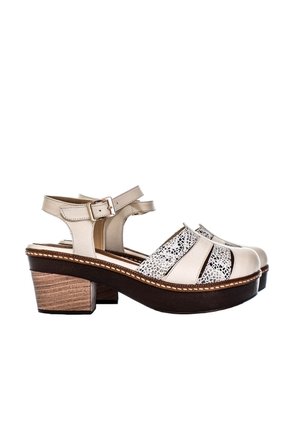 Sandalia Para Mujer S72-Z06 ZAVATTY