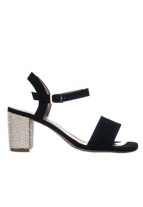 Sandalia Para Mujer 2633-Z148 ZAVATTY