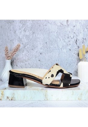 Sandalia Plana Para Mujer T102-Z446 ZAVATTY