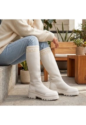 Bota Para Mujer 4030-Z347 ZAVATTY
