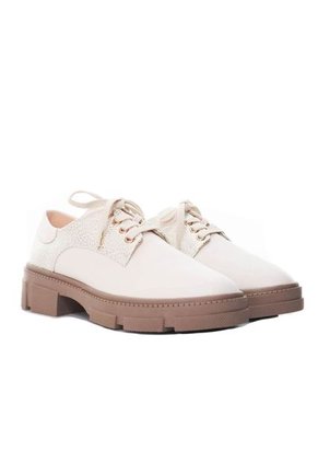 Bolichero Para Mujer 735-Z685 BLANCO OSTRA ZAVATTY