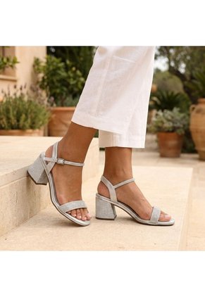 Sandalia 5 1/2 Para Mujer 52662-Z132 NEGRO PIEDRAS ZAVATTY