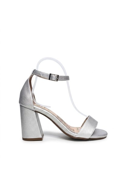 Sandalia 7 1/2 Para Mujer 7201-Z473 PLATA GOLOSINA ZAVATTY