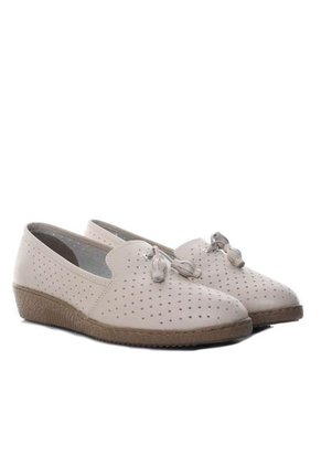 Romulo Cerrado Para Mujer RO3688 BEIGE ZAVATTY