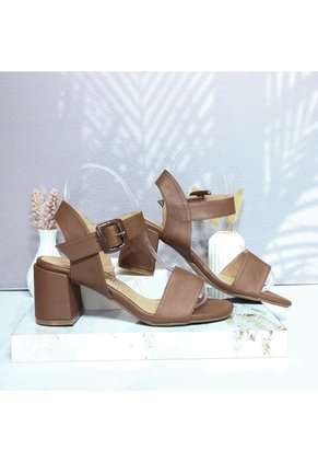 Sandalia Para Mujer 2721-Z148 CAFE ZAVATTY