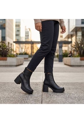 Botin Para Mujer 2449-Z22 NEGRO ZAVATTY