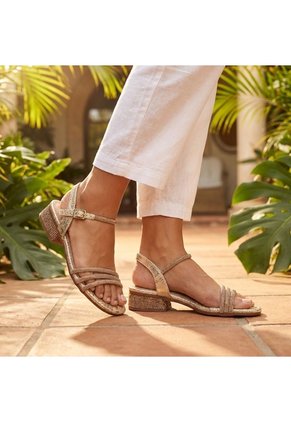 Sandalia Plana Para Mujer 2754-Z527 NEGRO ZAVATTY