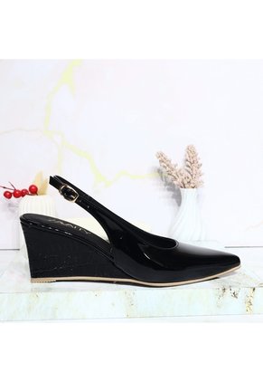 Plataforma Baja Para Mujer VALERY-Z120 NEGRO CHAROL ZAVATTY