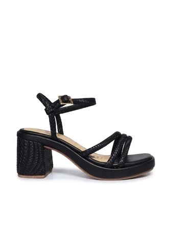 Sandalia Plana Para Mujer V570-Z84 NEGRO ZAVATTY Zavatty