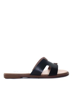 Sandalia Plana Para Mujer HERMES-Z19 NEGRO ZAVATTY