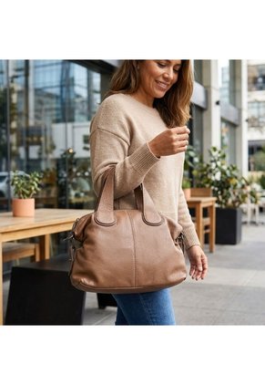 Manos Libres Para Mujer BOLZ5008C CAFE CUERO ZAVATTY
