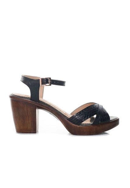 Sandalia Para Mujer 6273-z06 NEGRO ZAVATTY