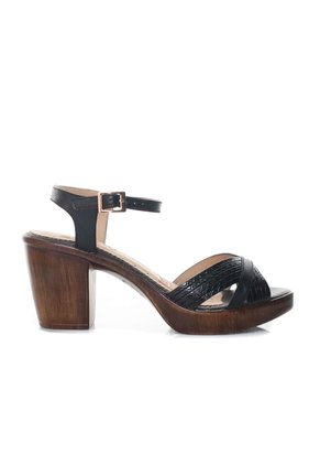 Sandalia Para Mujer 6273-z06 NEGRO ZAVATTY