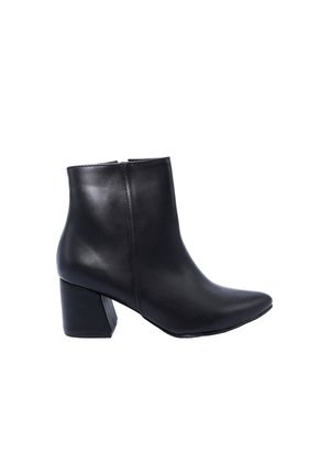 Botin Para Mujer 515-Z411 NEGRO X NEGRO ZAVATTY