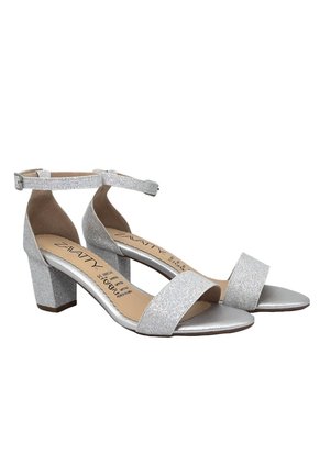 Sandalia Para Mujer 2140-Z148 PLATA ZAVATTY