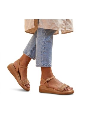 Plataforma Baja Para Mujer 176-Z431 AMARETTO ZAVATTY